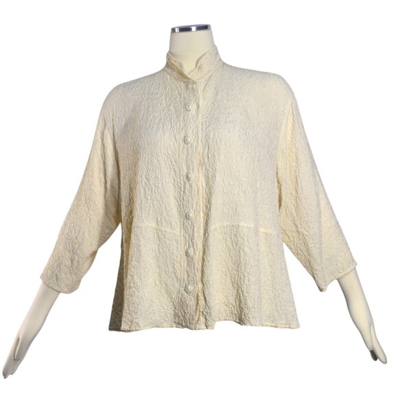 URU Textured Silk Blouse Top Buttons Ivory Cream Tone One Size M L - Picture 1 of 10
